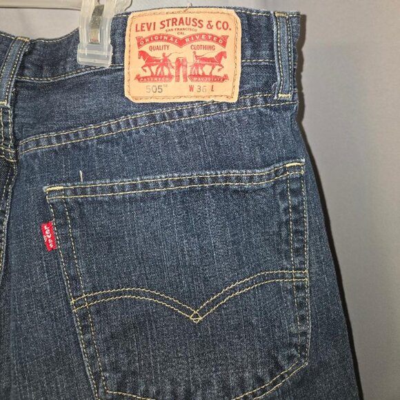 Levi Strauss Mens 36 in waist 505 shorts - Picture 1 of 3